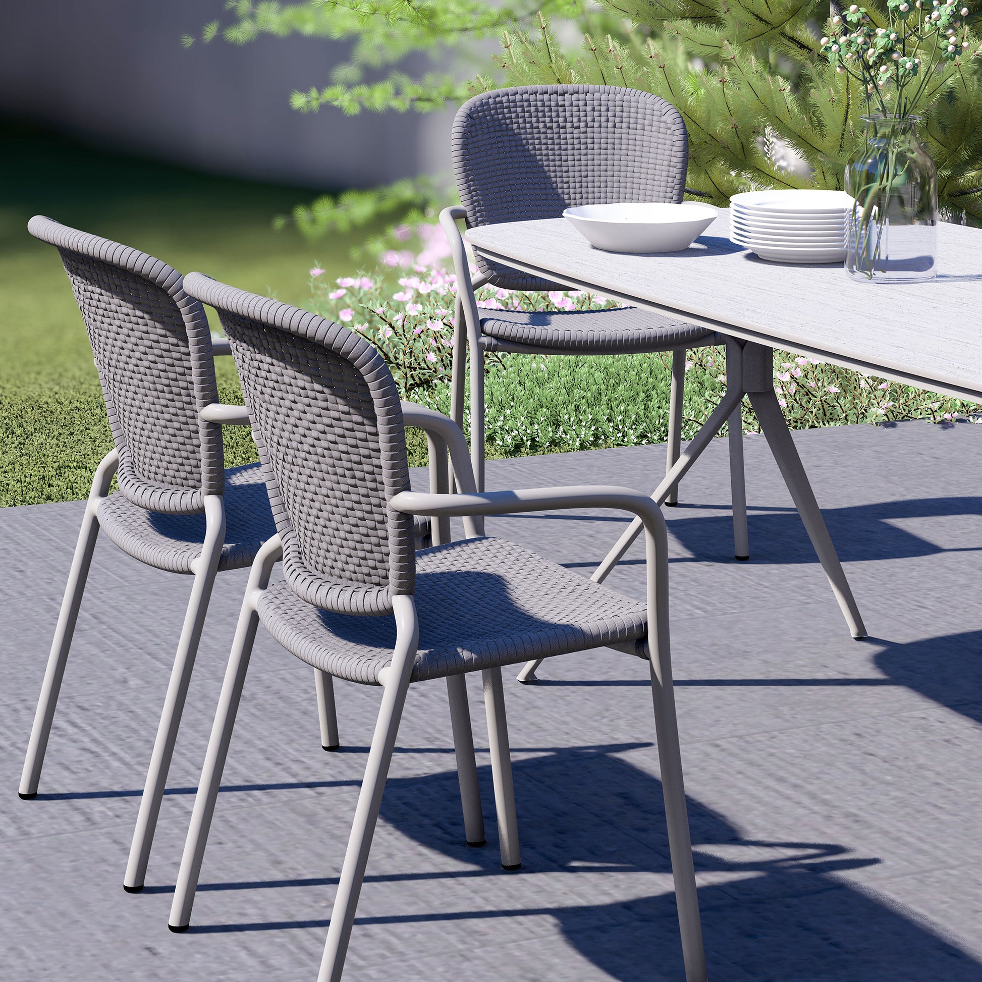 Gartentisch mit Stühlen