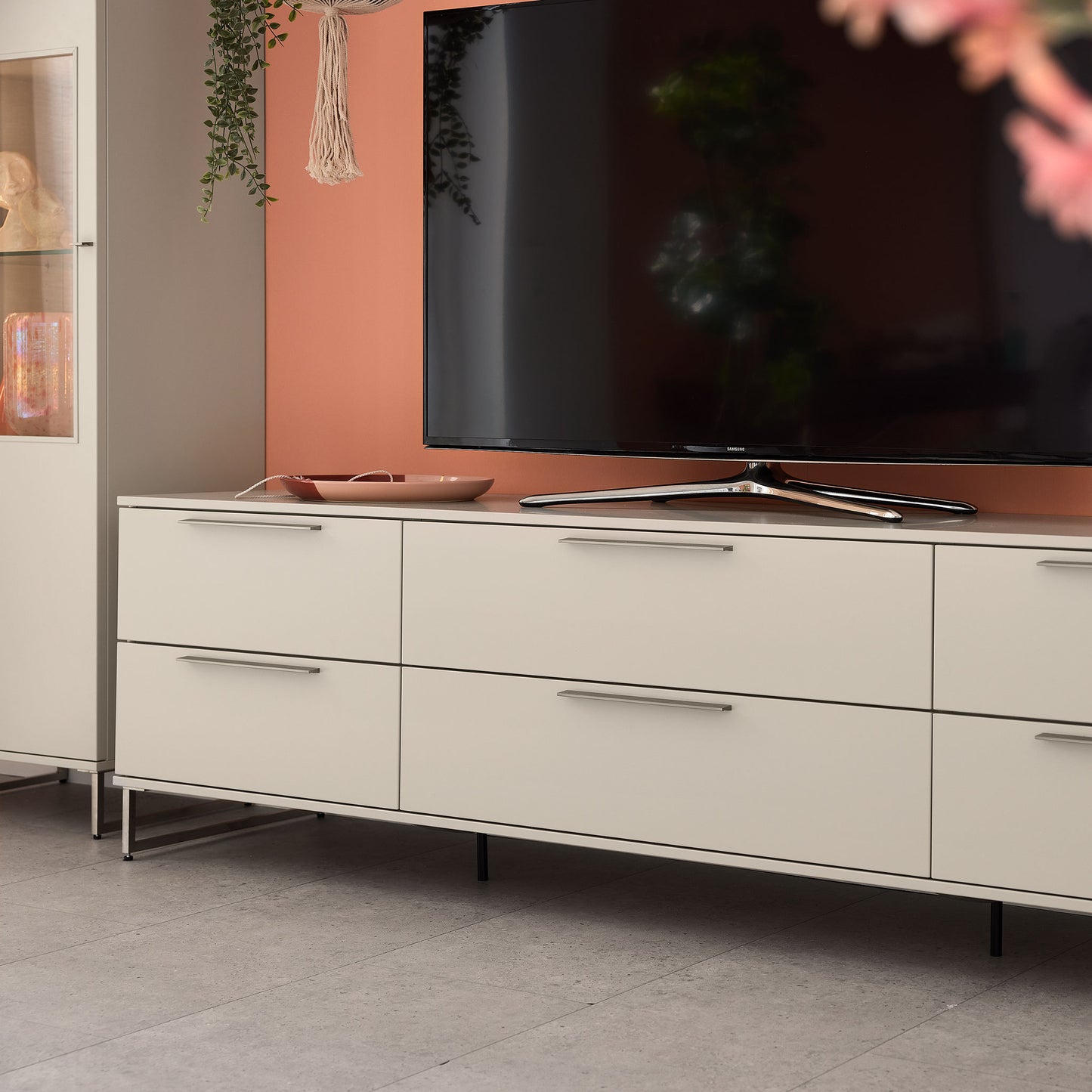 Möbelprogramm KARA-SYSTEM