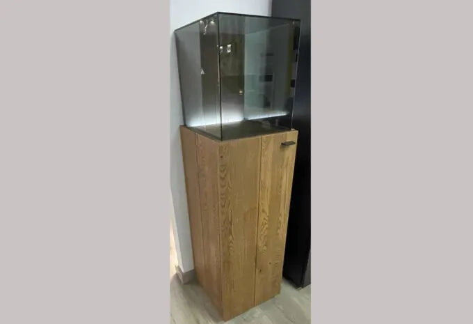 Vitrine Cairano Links