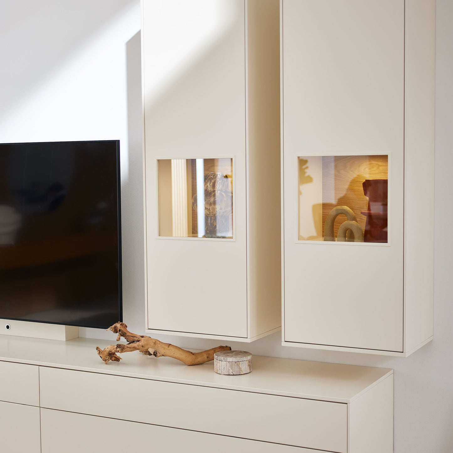 Möbelprogramm KARA-FRAME